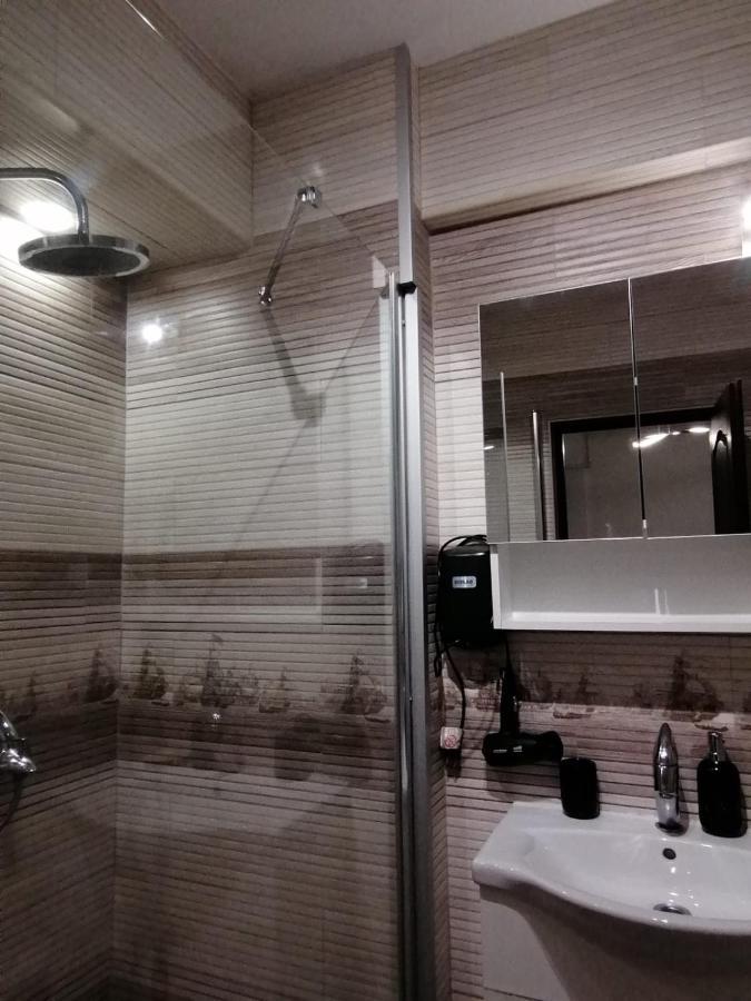 Iris Vivo Mall Cluj-Napoca Luaran gambar